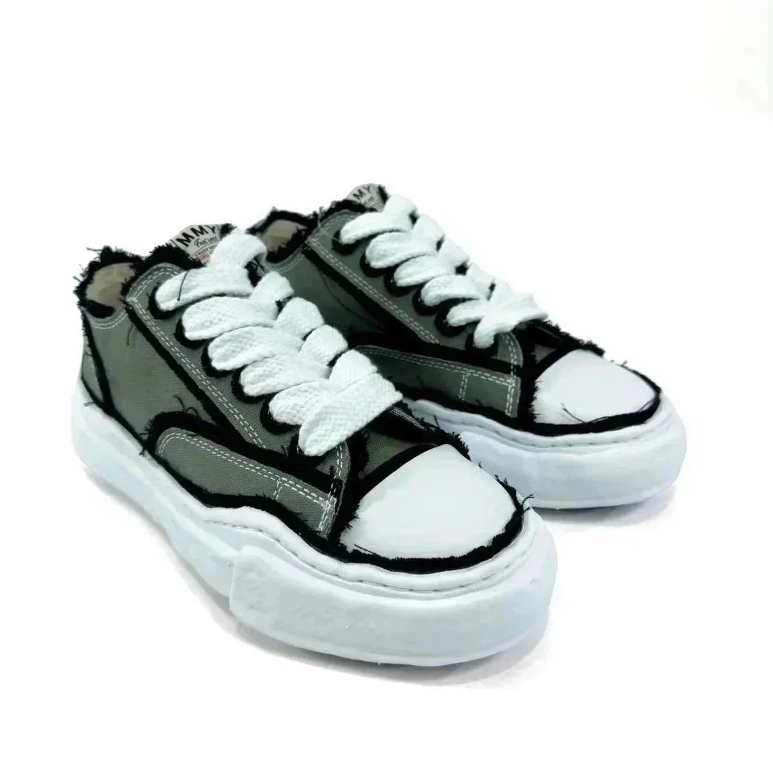 3 3