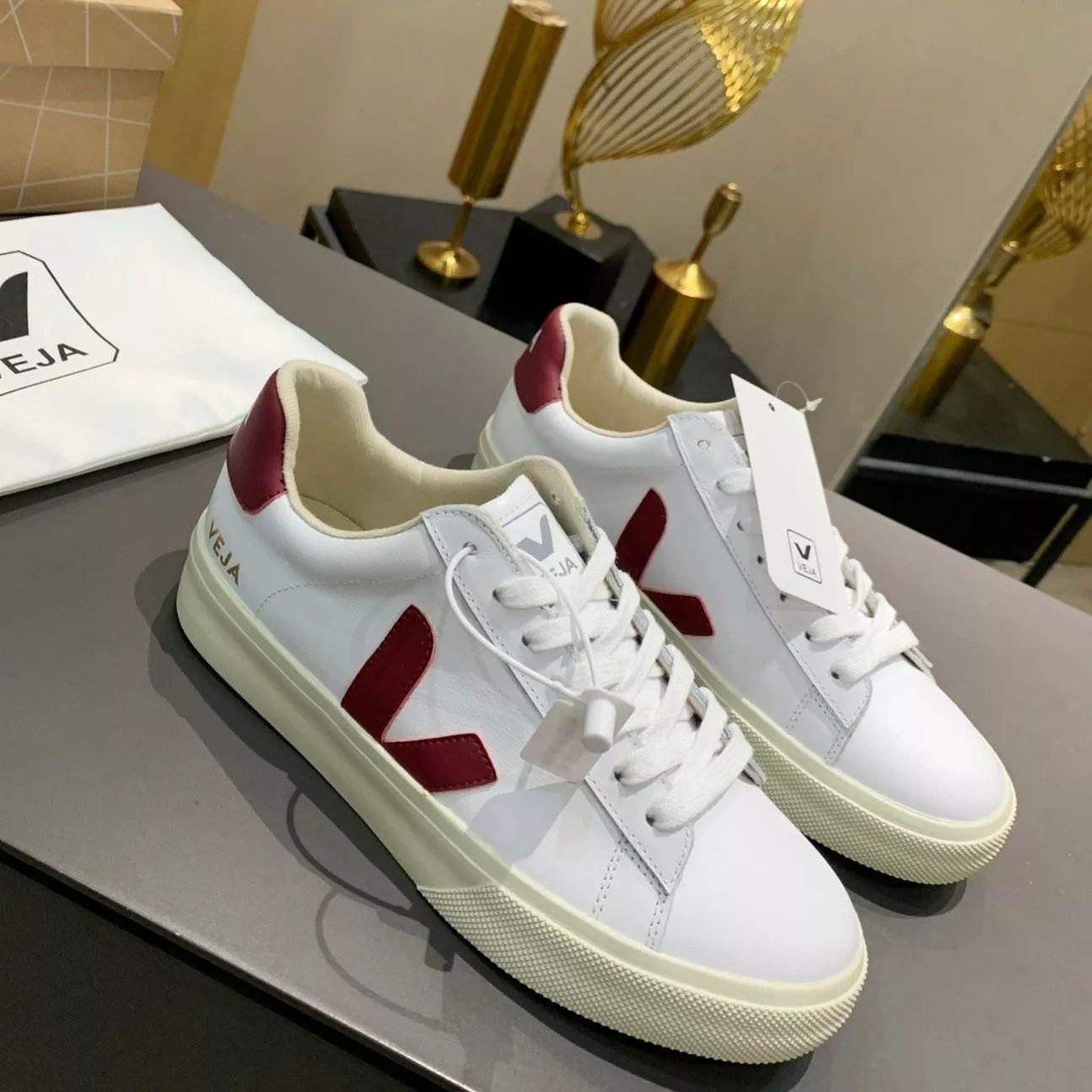 06 06