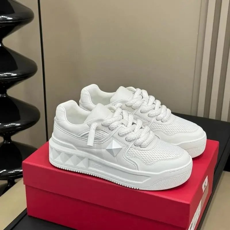7 7